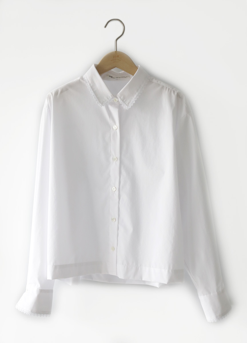 氣質蕾絲拼接領襯衫  